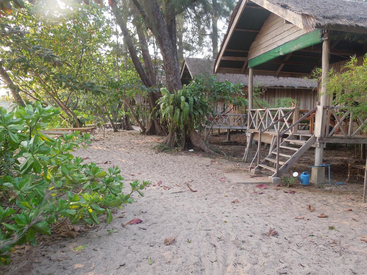 Koh Thmei Resort Phumi Kang Keng Ngoại thất bức ảnh